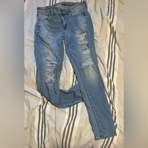 American Eagle distressed skinny jeans | size 8